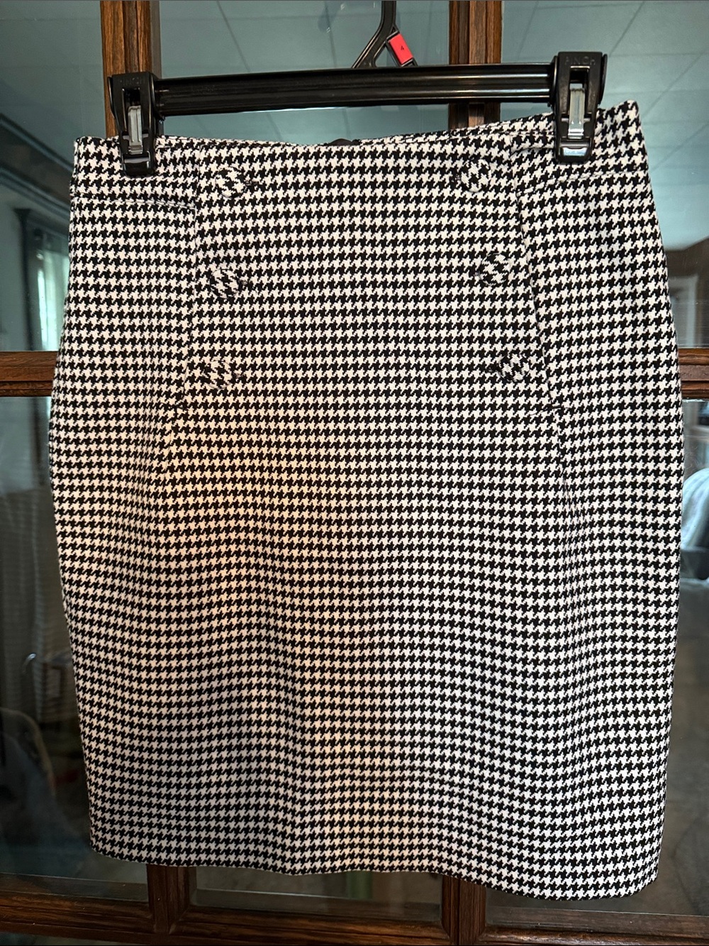 H&M Black and White Houndstooth Pencil Skirt